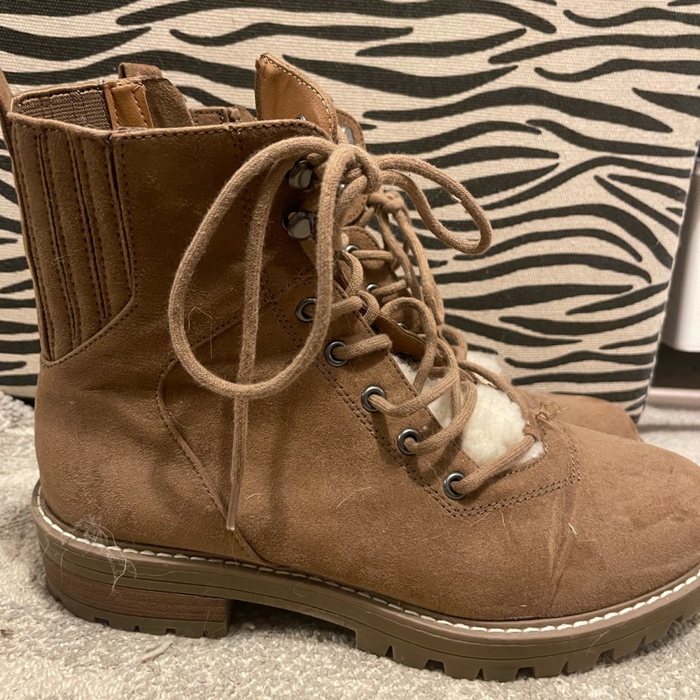 TARGET BOOTIES